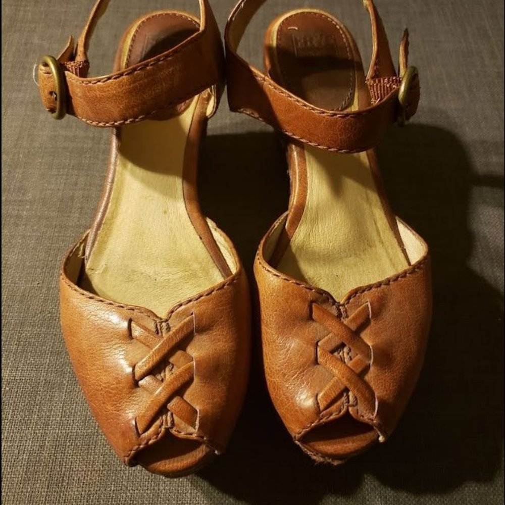 Frye Blair Peep Toe Platform Wedge Heel 6